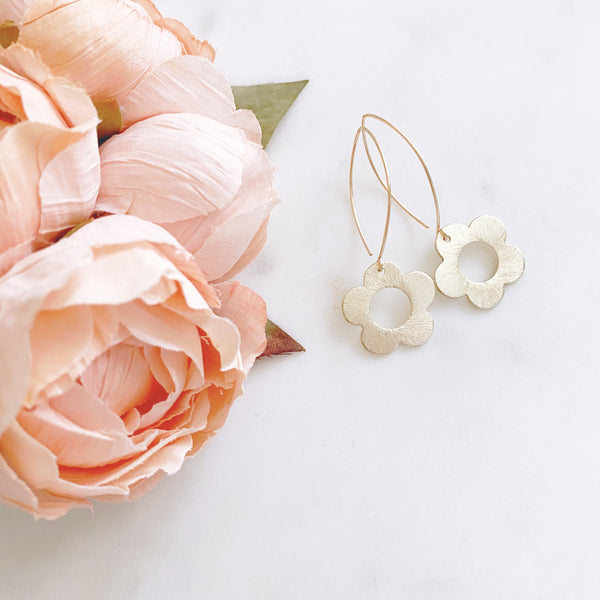 Daisy Earrings, Flower Earrings, Gold Dangle Earrings, Best Friend Birthday Gifts, DAISY