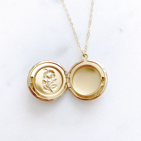 Gold Locket Necklace, Locket Necklace for Photo, Christmas Gift for Mom from Daughter, CAMELLIA